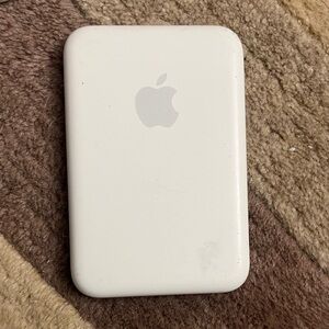 Apple Battery Pack Rechargeable External Battery